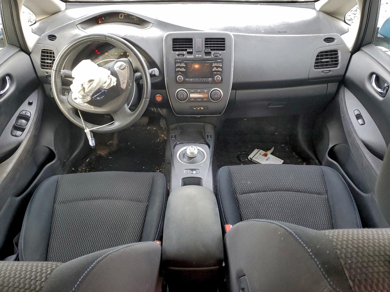 2015 NISSAN LEAF S photo 8