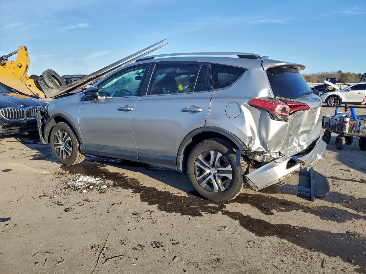 2016 TOYOTA RAV4 LE photo 2