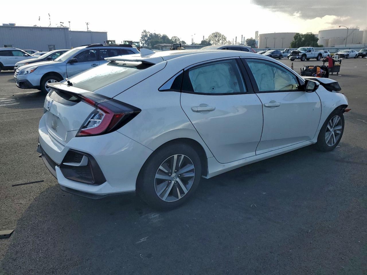 2020 HONDA CIVIC LX photo 3