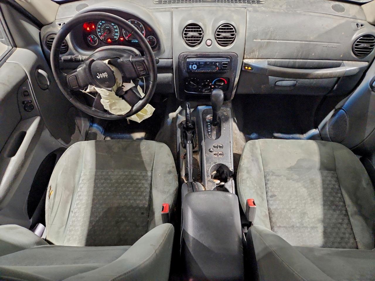 2005 JEEP LIBERTY SPORT photo 22
