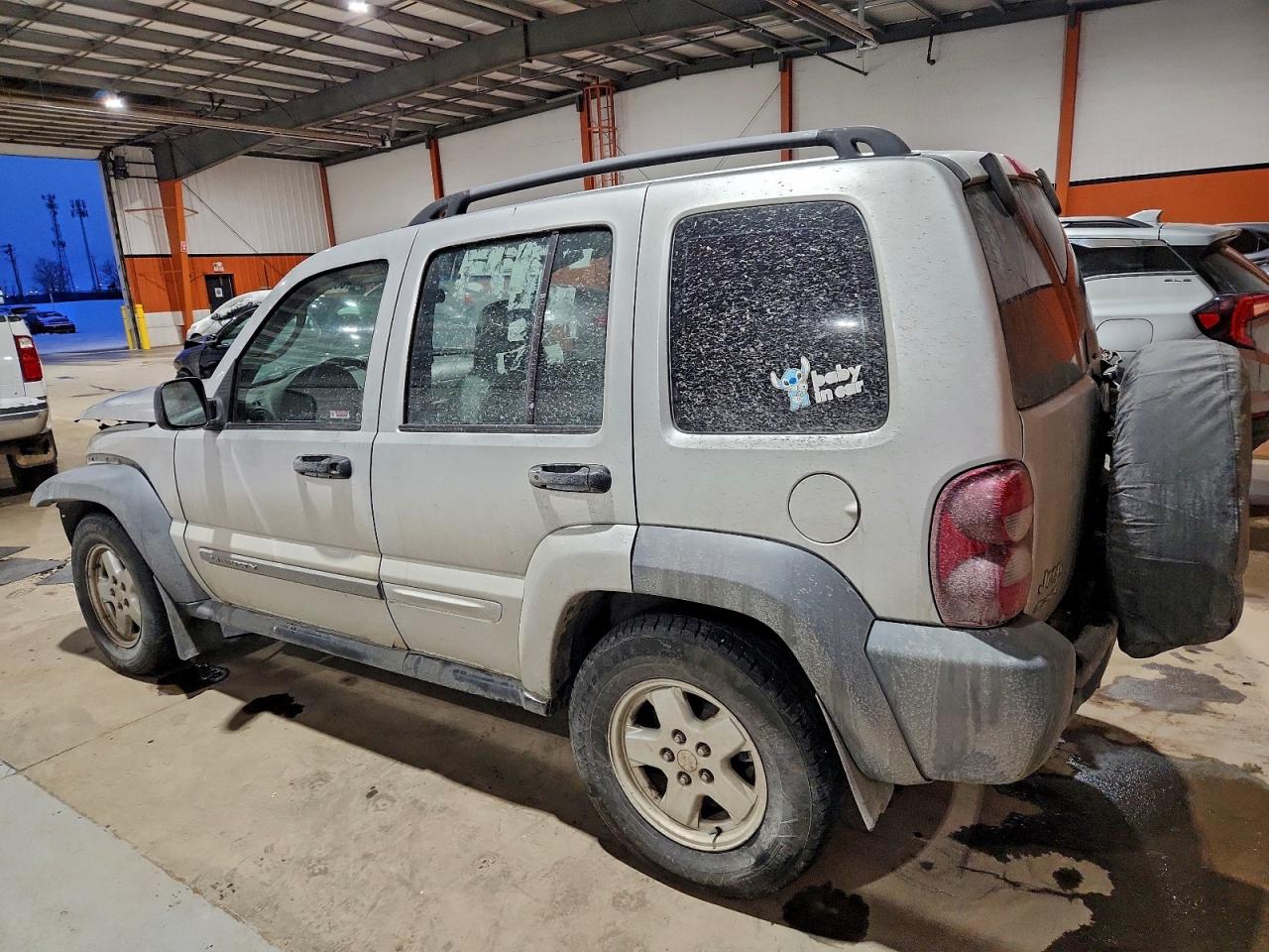 2005 JEEP LIBERTY SPORT photo 4