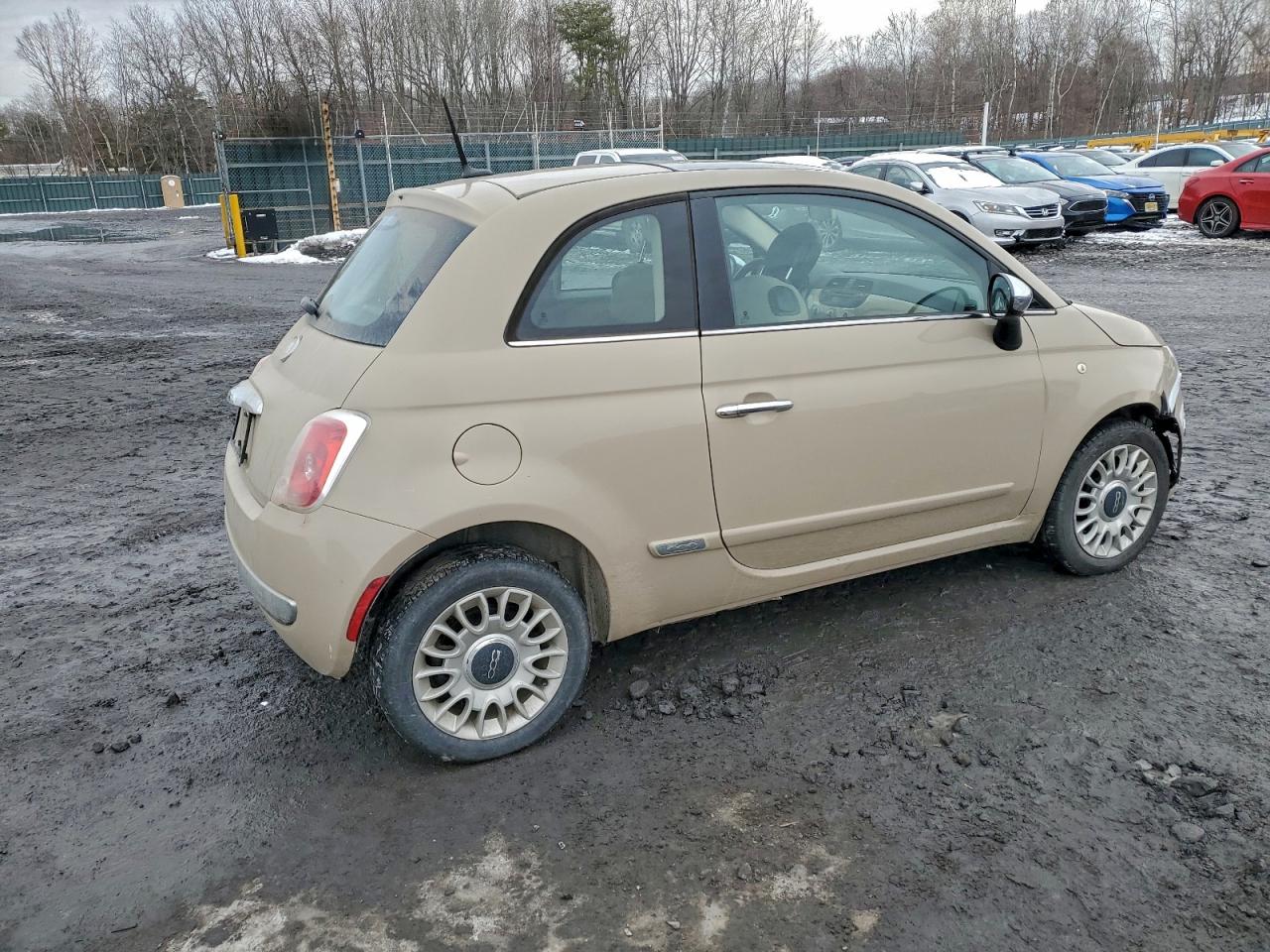 2012 FIAT 500 LOUNGE photo 3