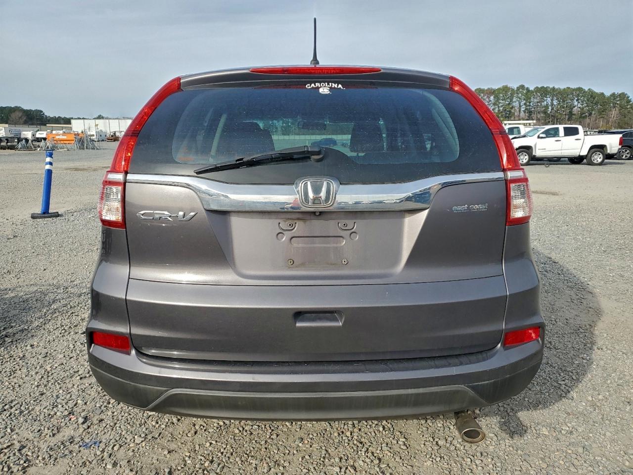 2015 HONDA CR-V LX photo 16