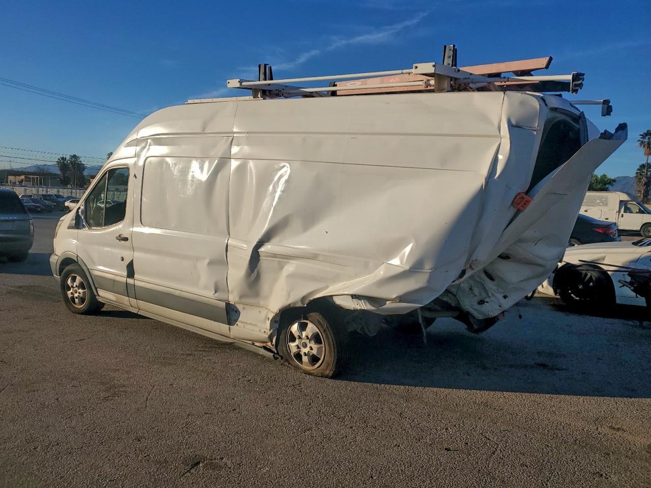 2016 FORD TRANSIT 250 UTILITY / SERVICE VAN photo 3
