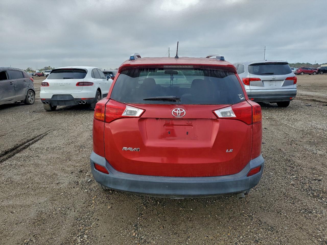 2015 TOYOTA RAV4 LE photo 6