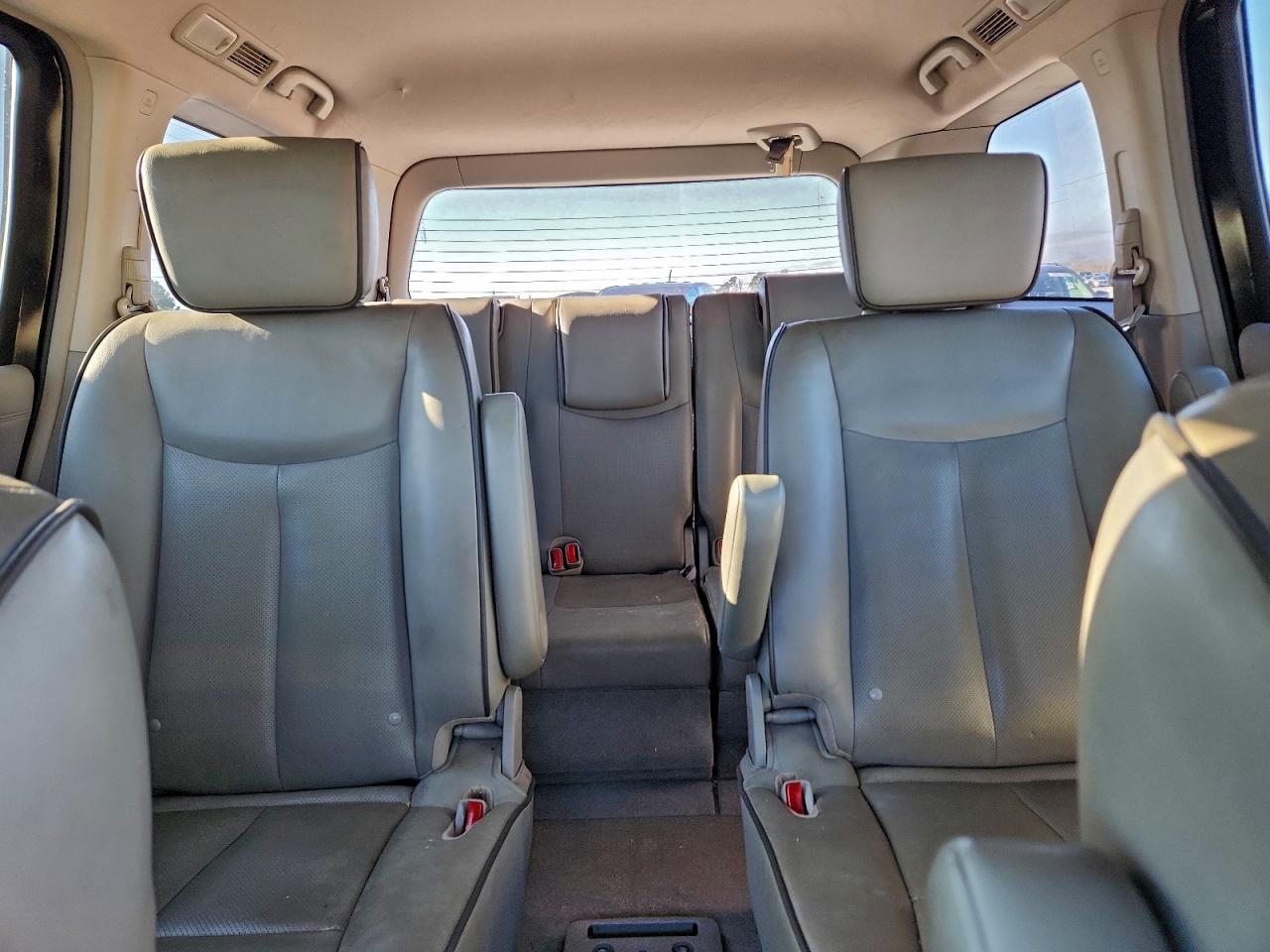 2014 NISSAN QUEST S photo 19