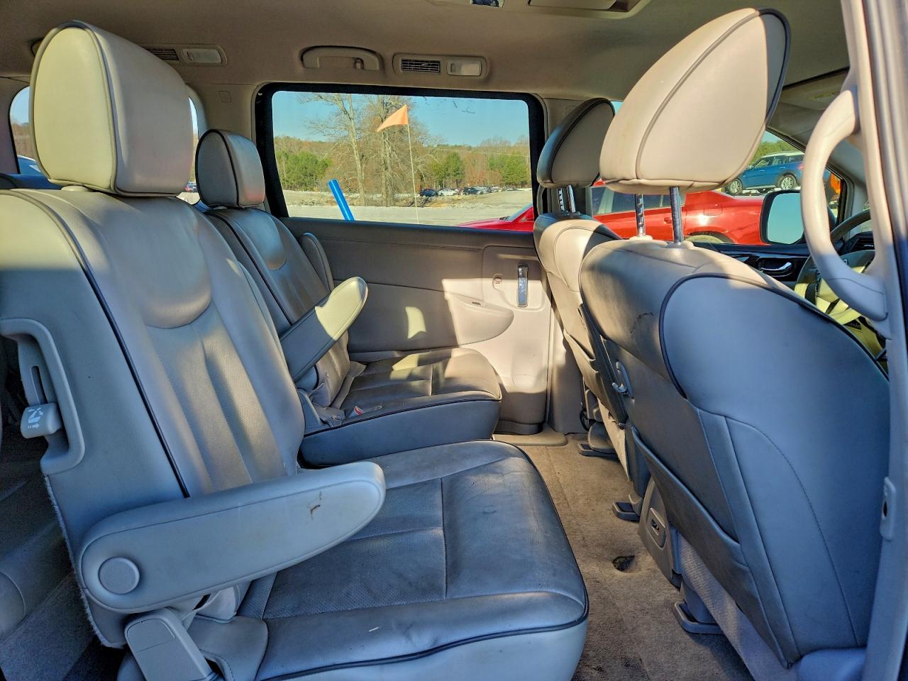 2014 NISSAN QUEST S photo 21
