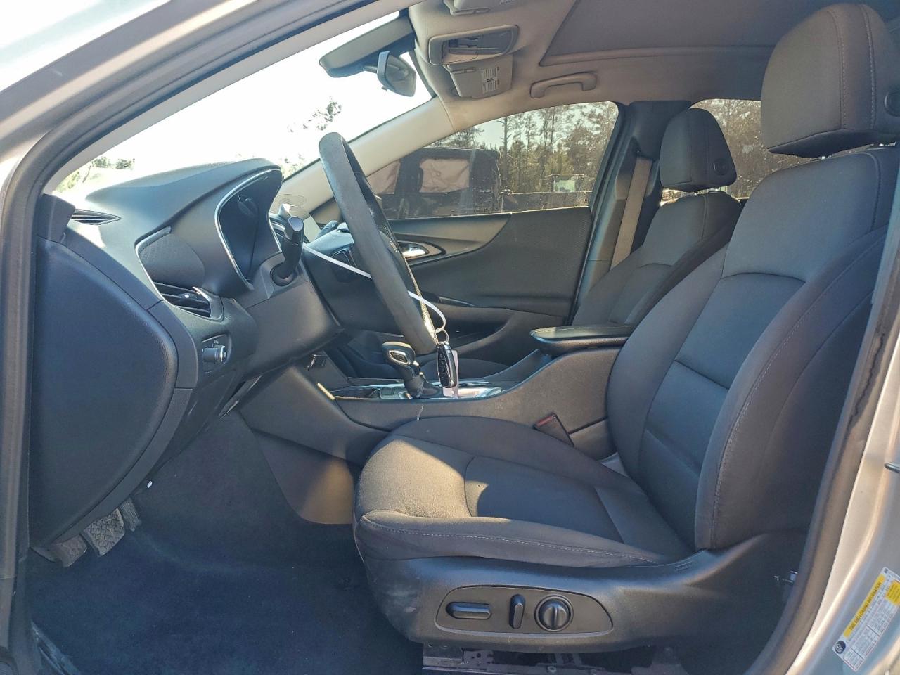 2021 CHEVROLET MALIBU LT photo 13