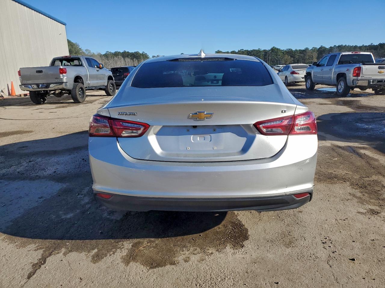 2021 CHEVROLET MALIBU LT photo 11
