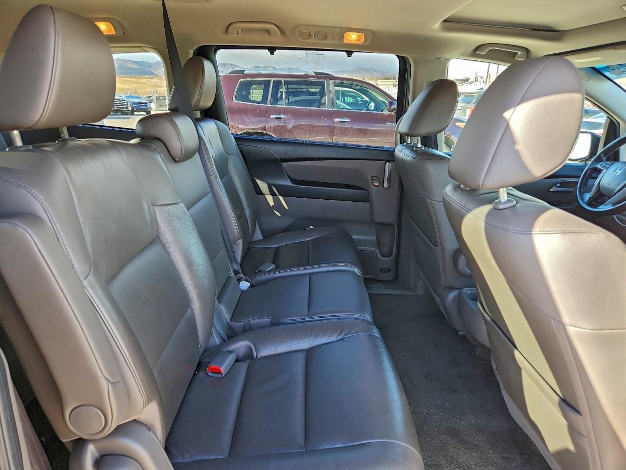 2012 HONDA ODYSSEY EXL photo 11