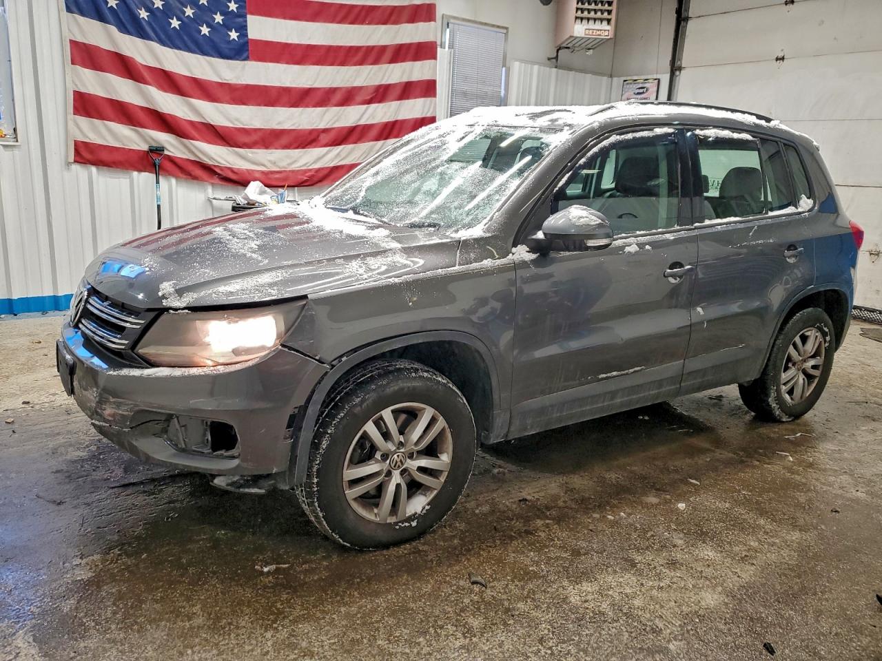 2016 VOLKSWAGEN TIGUAN