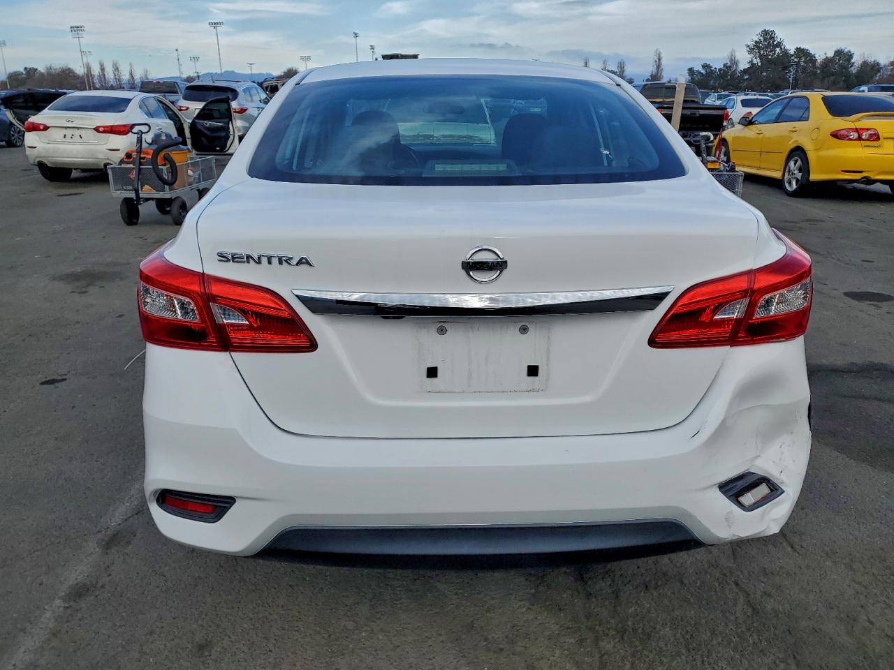 2019 NISSAN SENTRA S photo 16