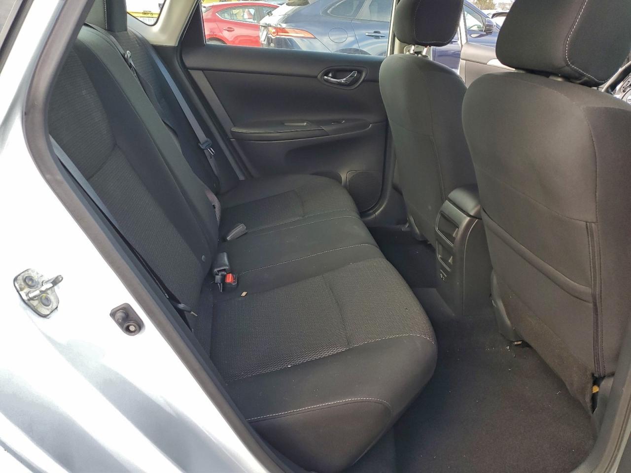 2019 NISSAN SENTRA S photo 28