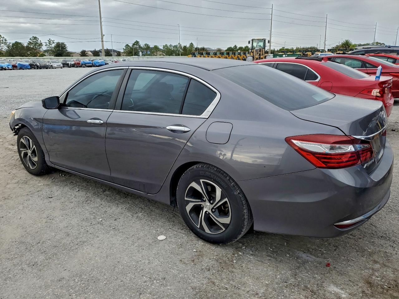 2016 HONDA ACCORD LX photo 3
