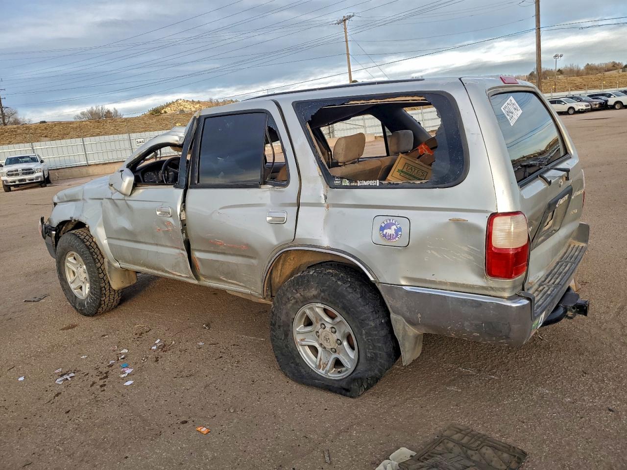 2001 TOYOTA 4RUNNER SR5 photo 5
