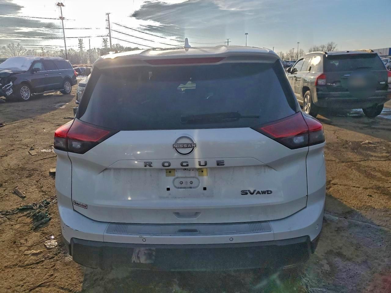 2024 NISSAN ROGUE SV photo 6