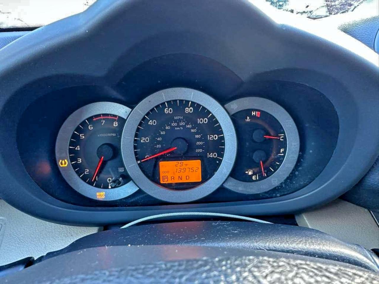 2012 TOYOTA RAV4 photo 9