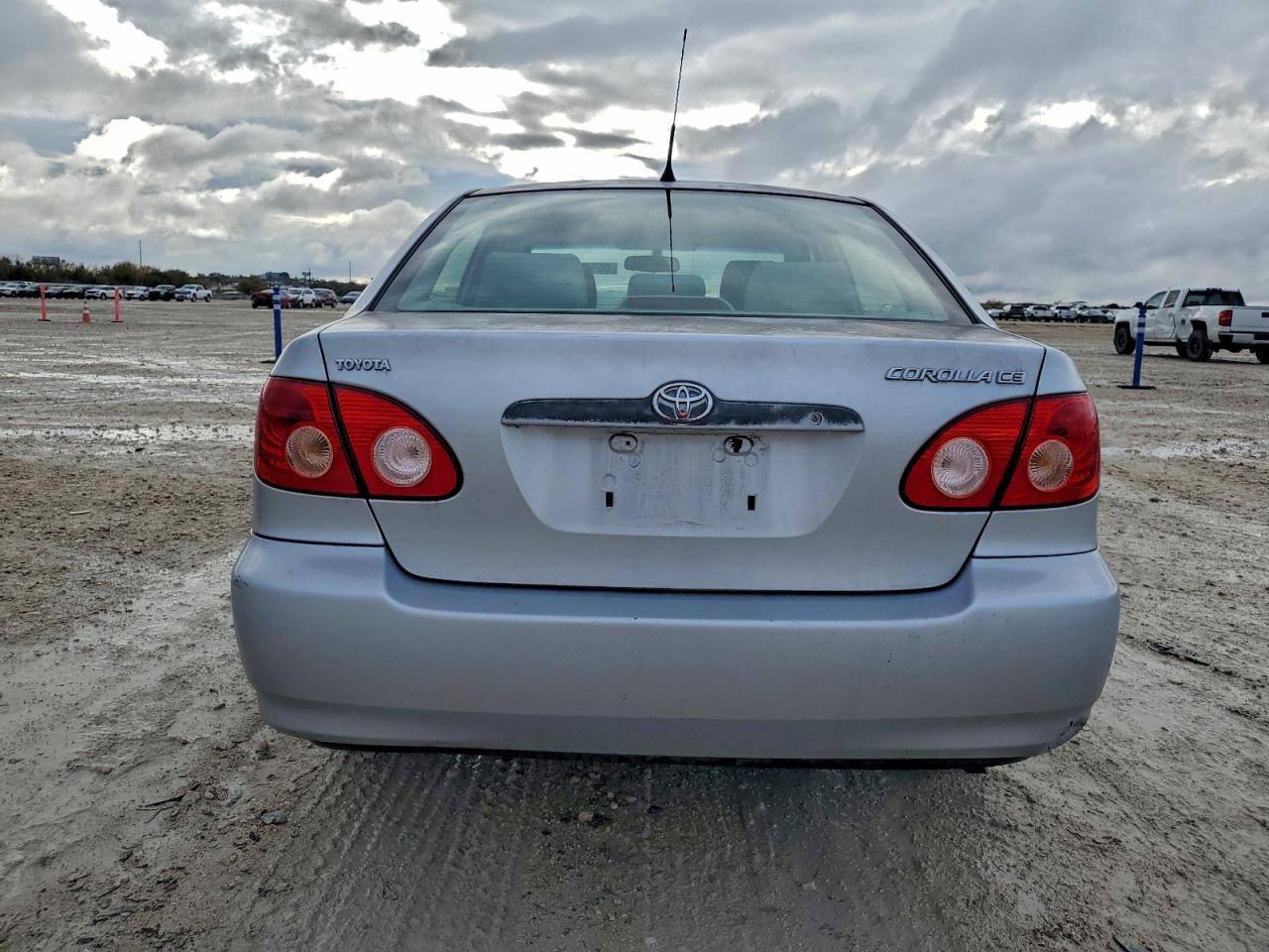2006 TOYOTA COROLLA CE photo 6
