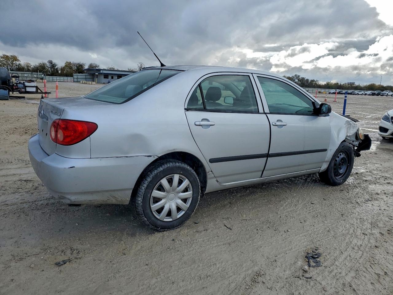 2006 TOYOTA COROLLA CE photo 3