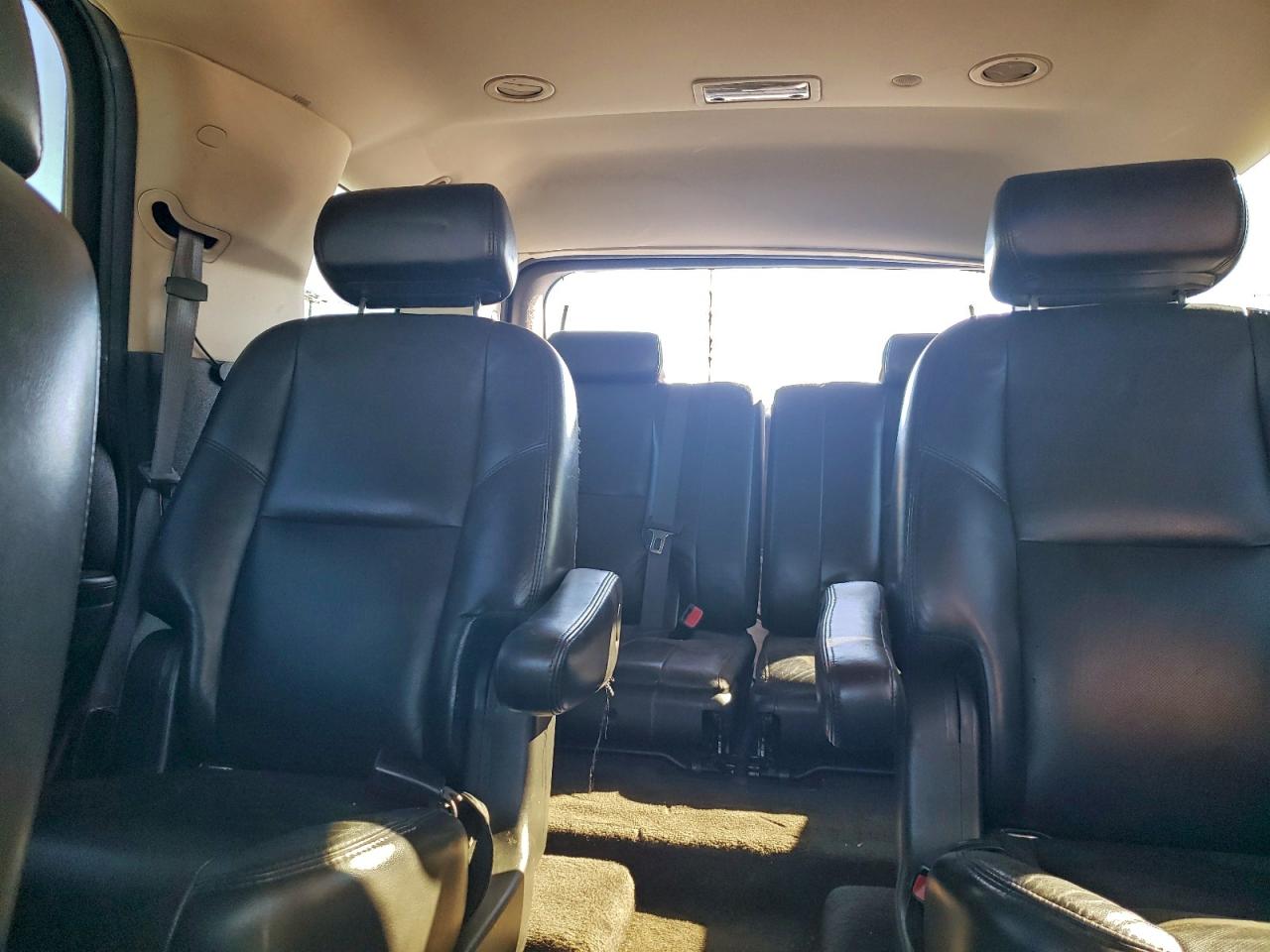 2007 CADILLAC ESCALADE LUXURY photo 10