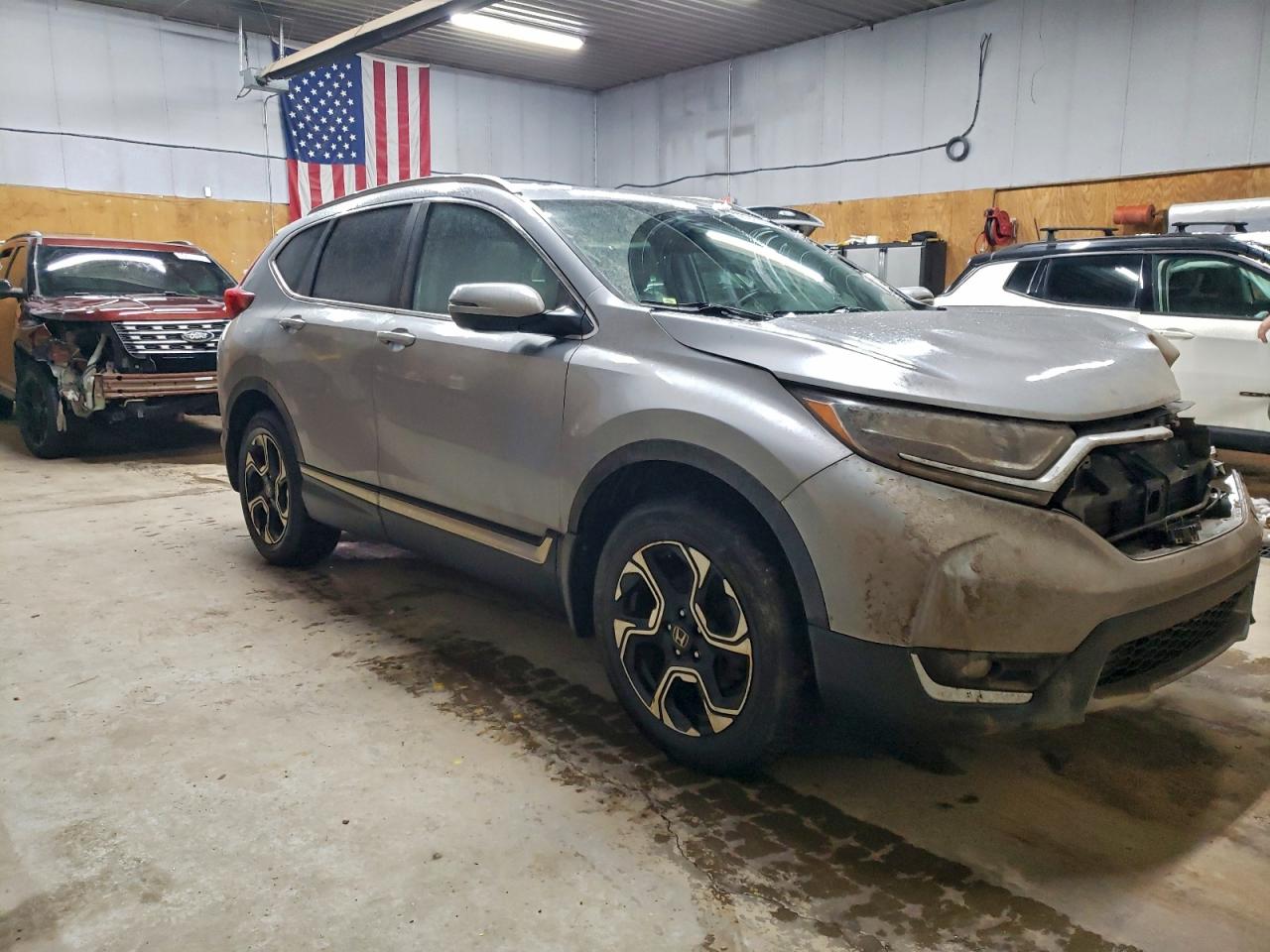 2017 HONDA CR-V TOURING photo 4
