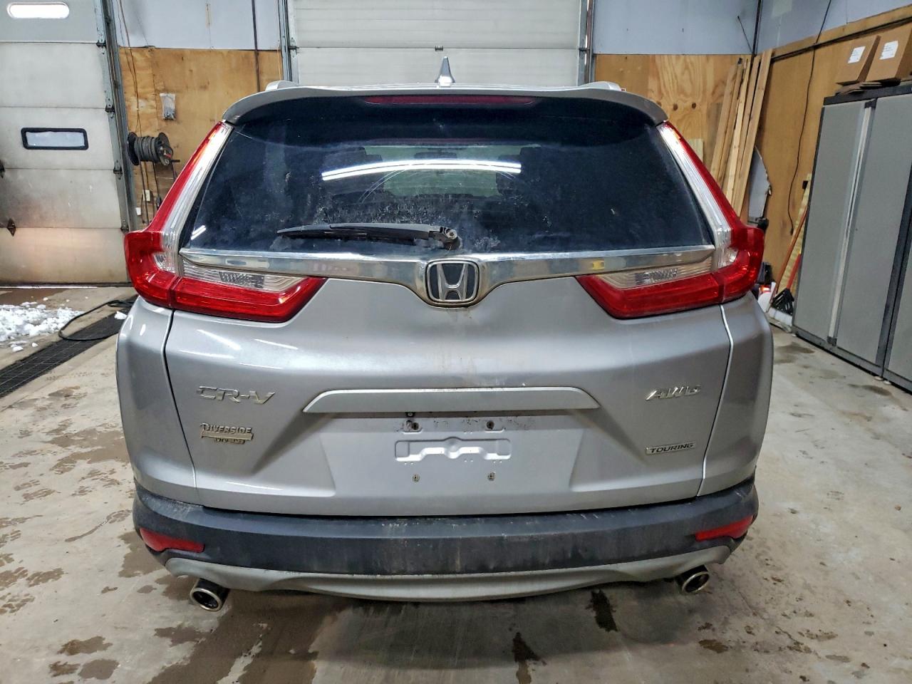 2017 HONDA CR-V TOURING photo 6