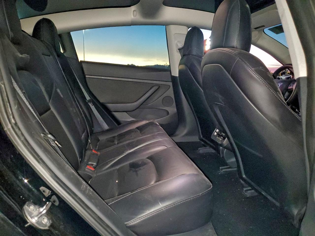 2022 TESLA MODEL 3 photo 10
