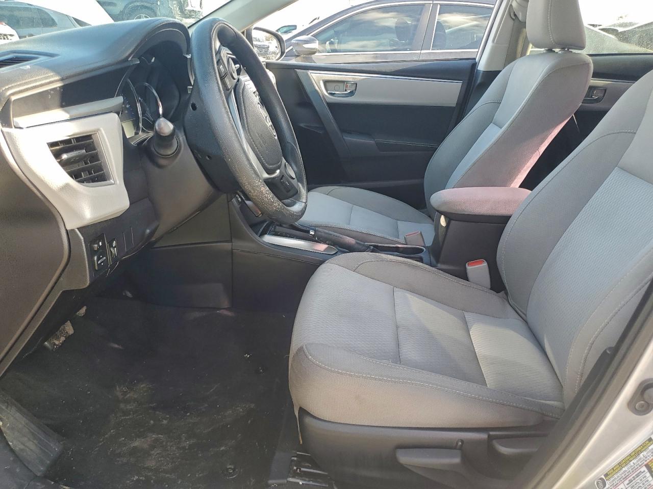 2016 TOYOTA COROLLA L photo 19