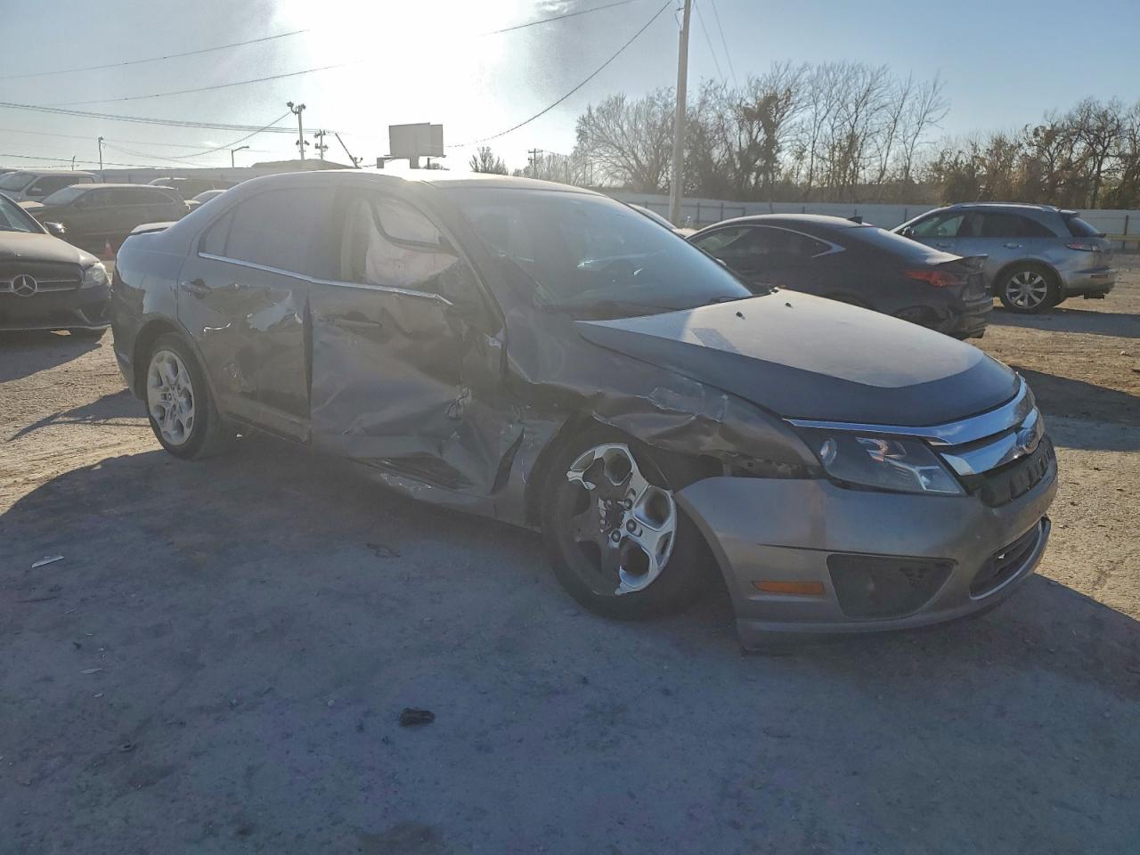 2010 FORD FUSION SE photo 4