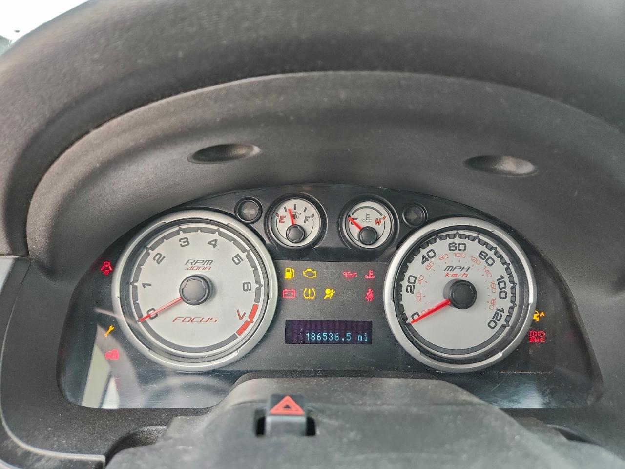 2008 FORD FOCUS SE photo 9
