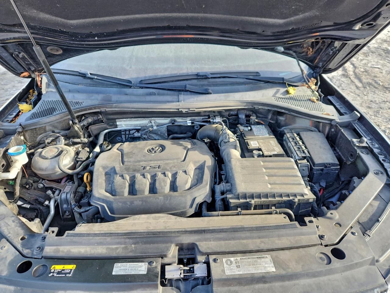 2020 VOLKSWAGEN TIGUAN S photo 34