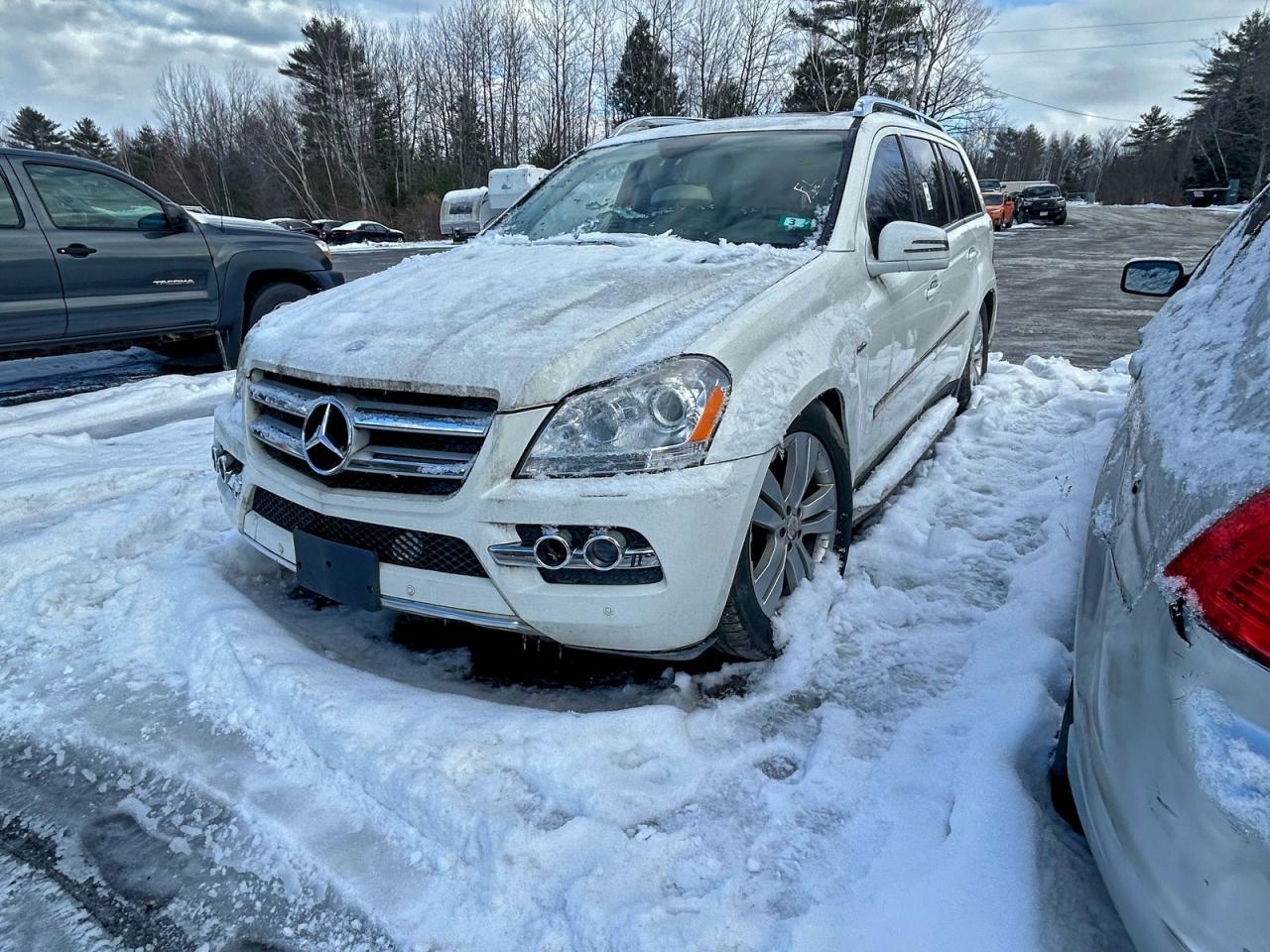 2011 MERCEDES-BENZ GL 350 BLUETEC photo 3