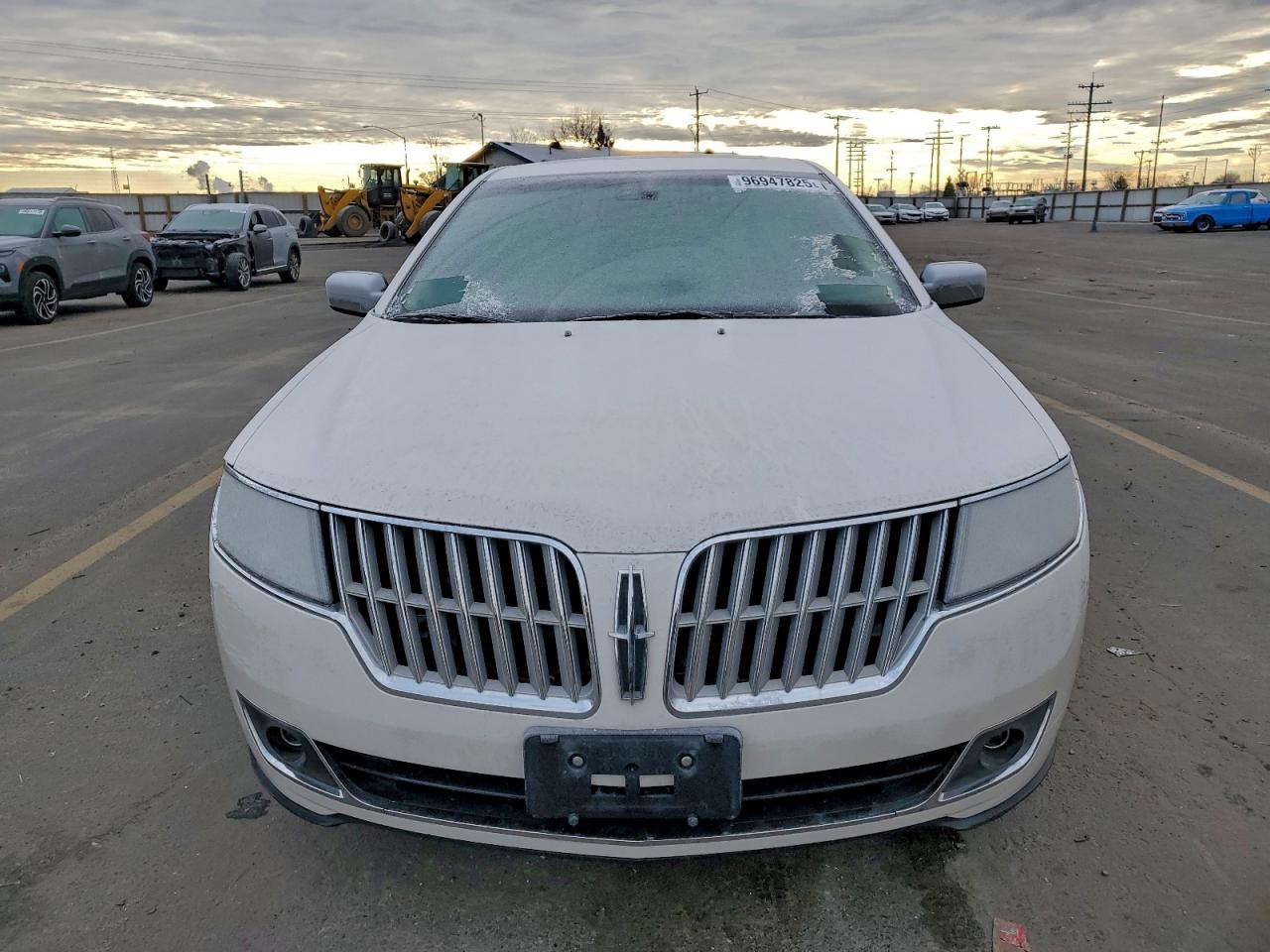 2010 LINCOLN MKZ photo 5