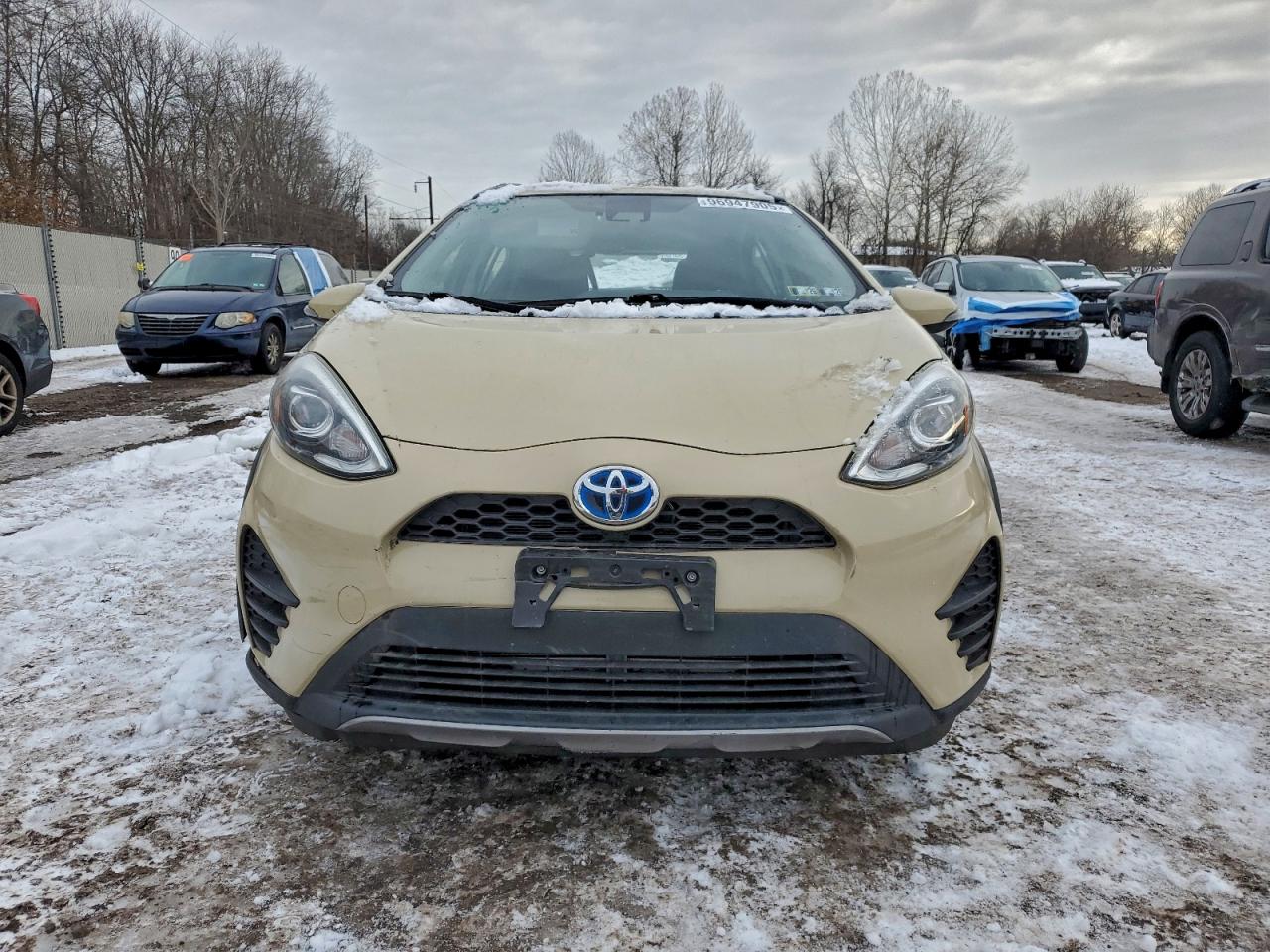 2018 TOYOTA PRIUS C photo 13