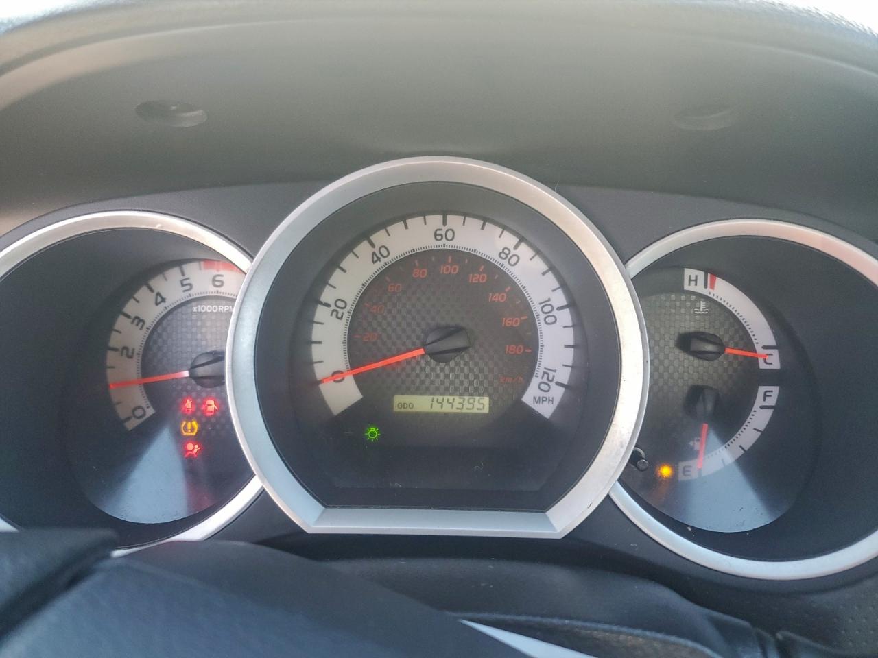 2013 TOYOTA TACOMA photo 9