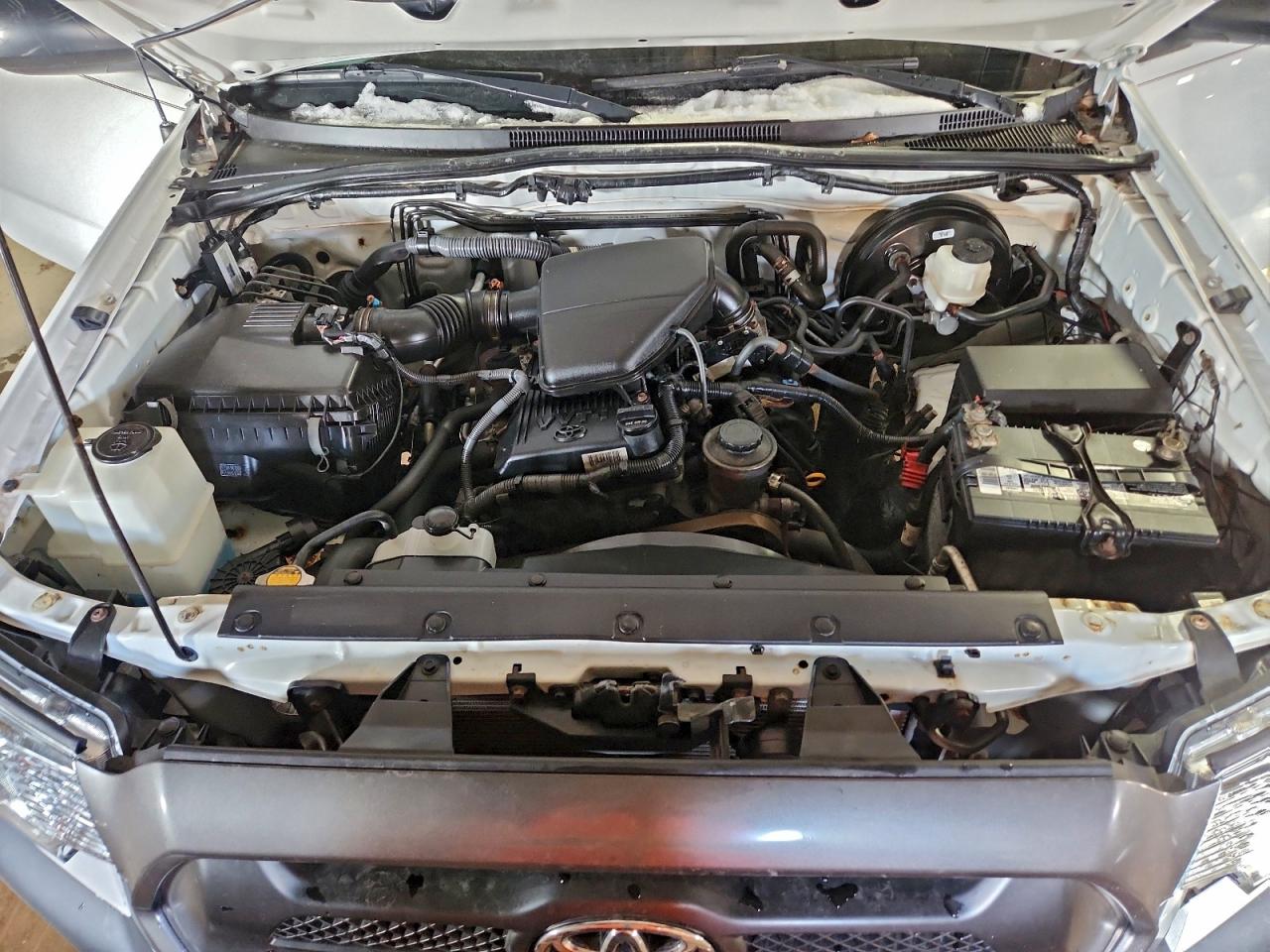 2013 TOYOTA TACOMA photo 11