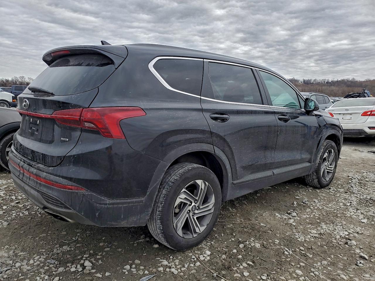 2023 HYUNDAI SANTA FE SE photo 3