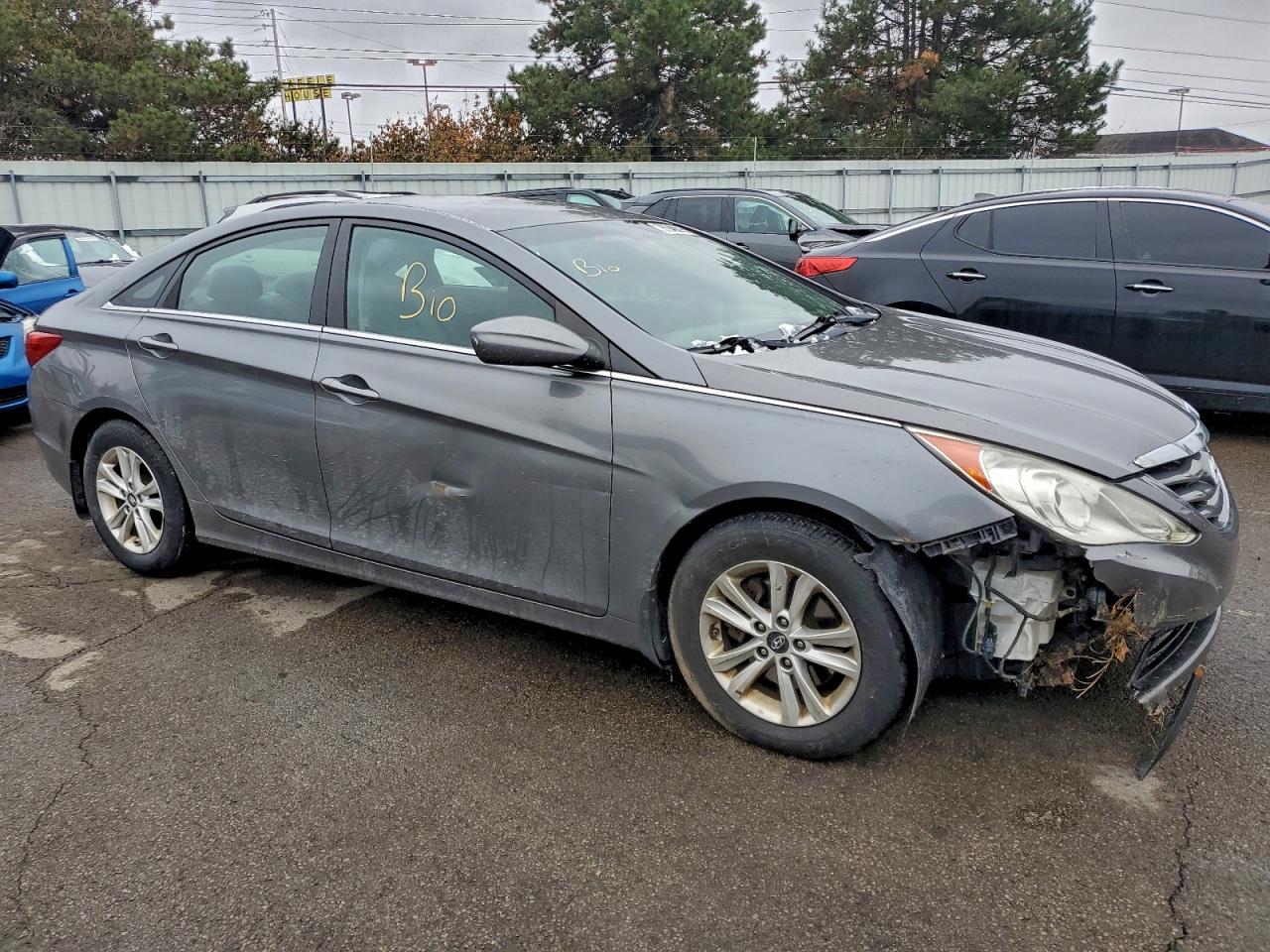 2013 HYUNDAI SONATA GLS photo 4