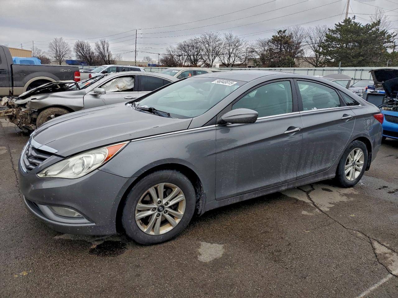 2013 HYUNDAI SONATA
