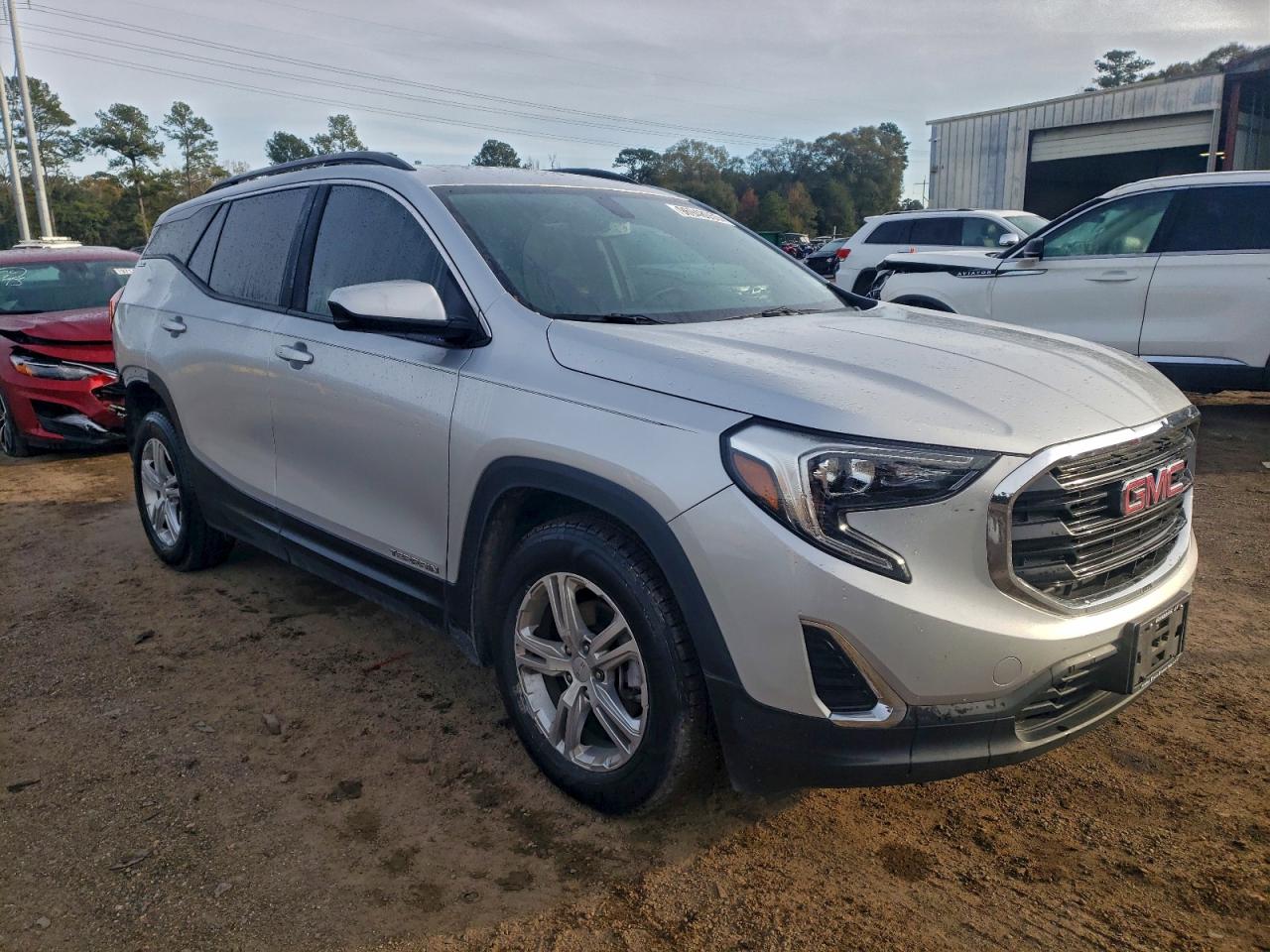 2019 GMC TERRAIN SLE photo 4