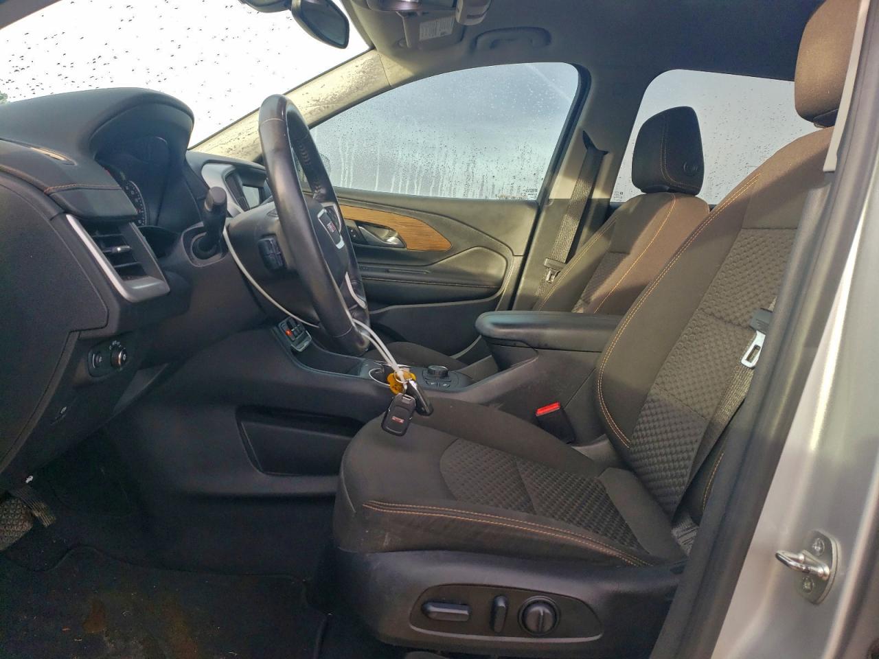 2019 GMC TERRAIN SLE photo 7