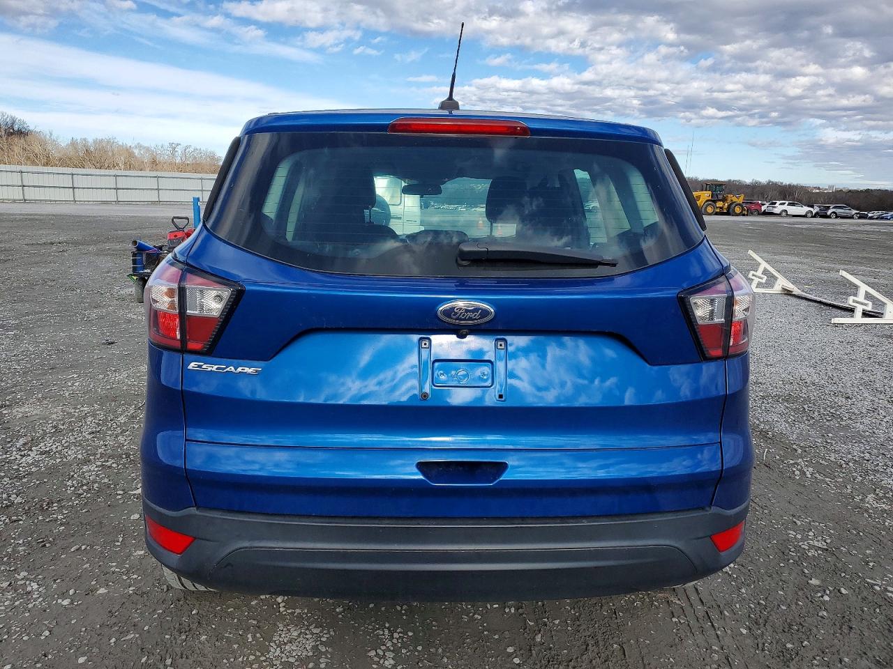 2018 FORD ESCAPE S photo 6