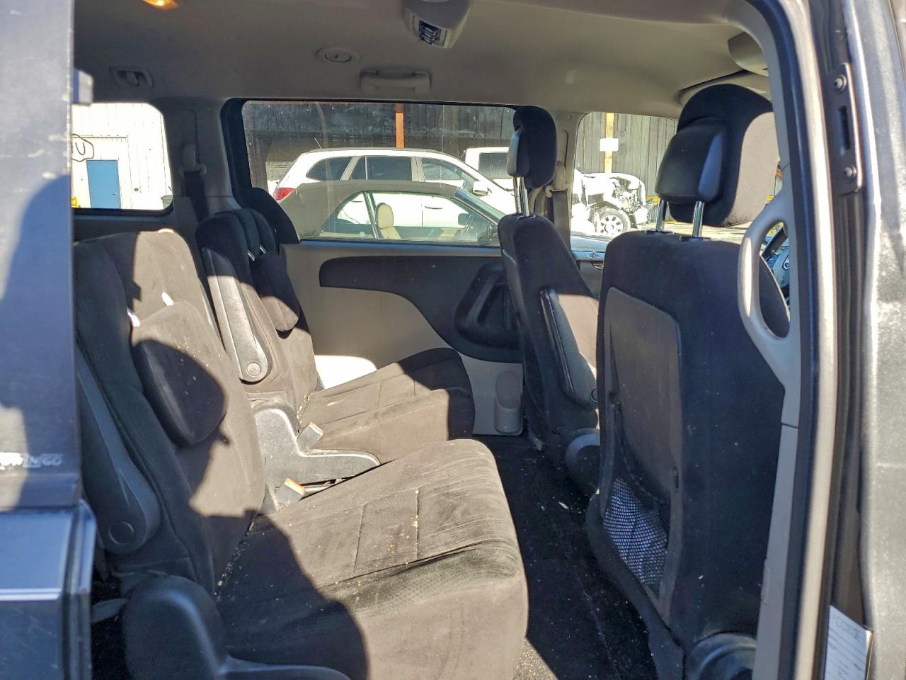 2012 DODGE GRAND CARAVAN SXT photo 28