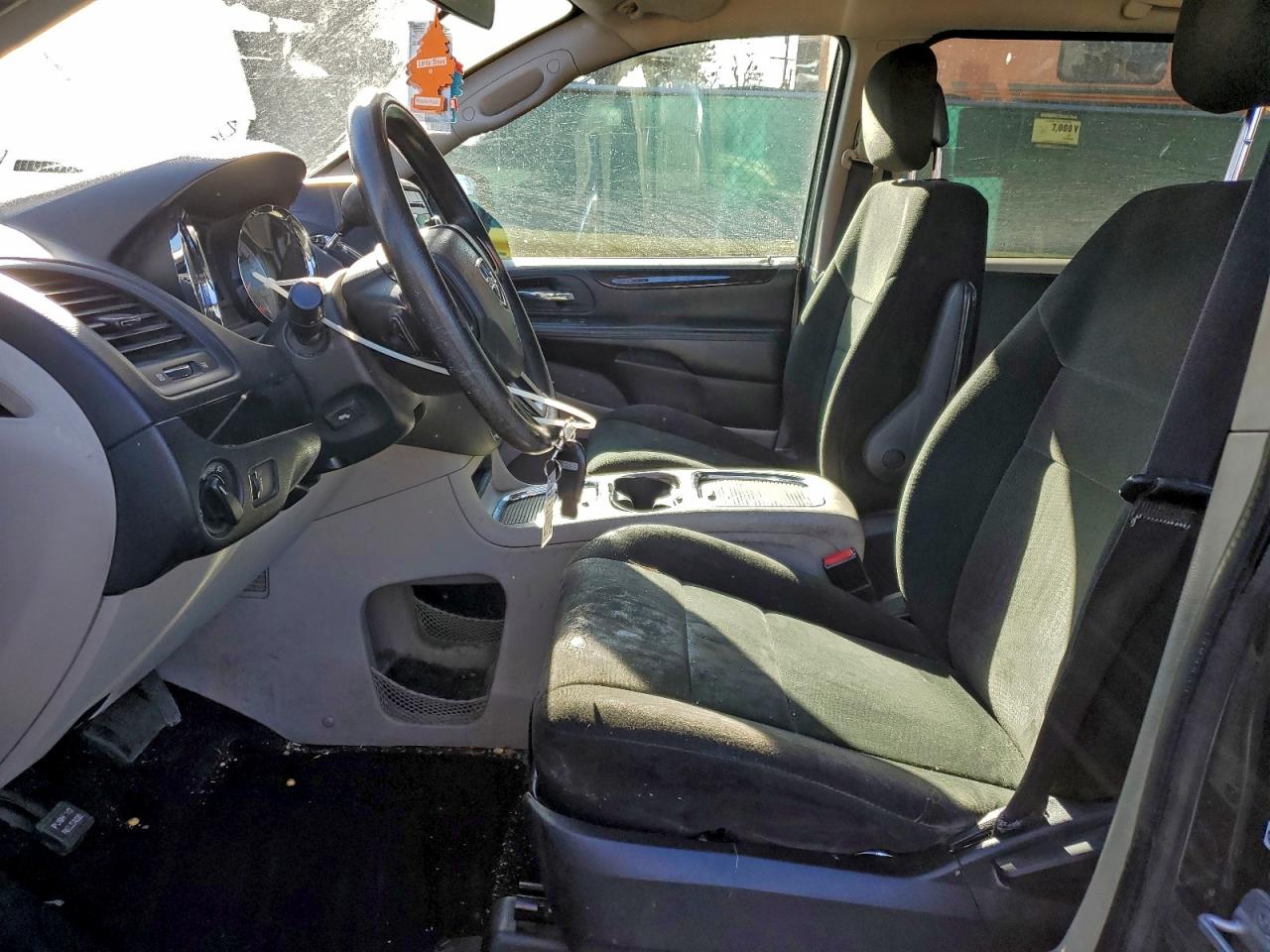 2012 DODGE GRAND CARAVAN SXT photo 19