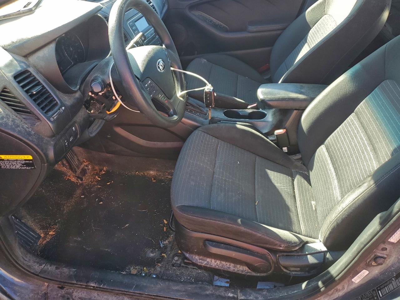 2015 KIA FORTE LX photo 19