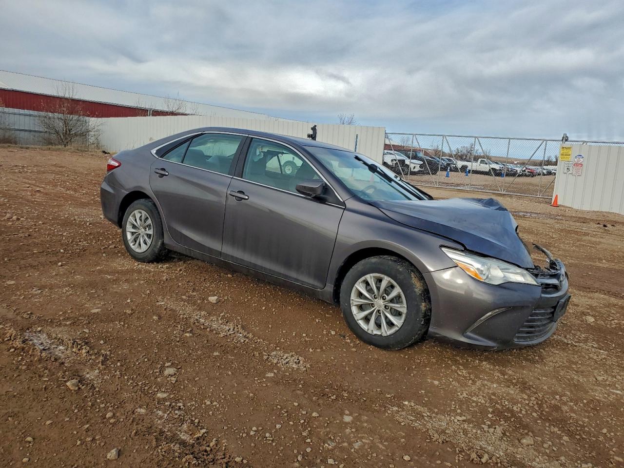 2016 TOYOTA CAMRY LE photo 10