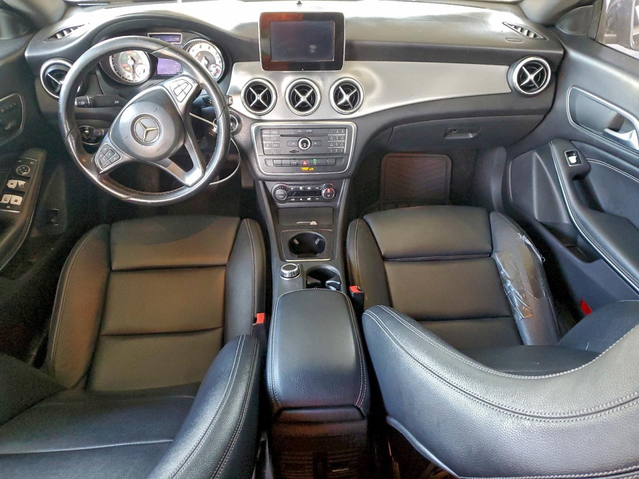 2016 MERCEDES-BENZ CLA 250 photo 15