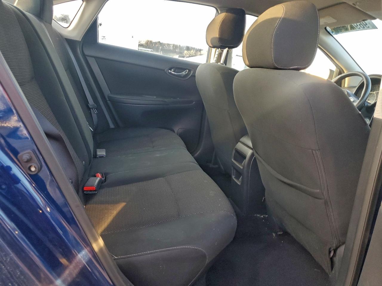 2019 NISSAN SENTRA S photo 10