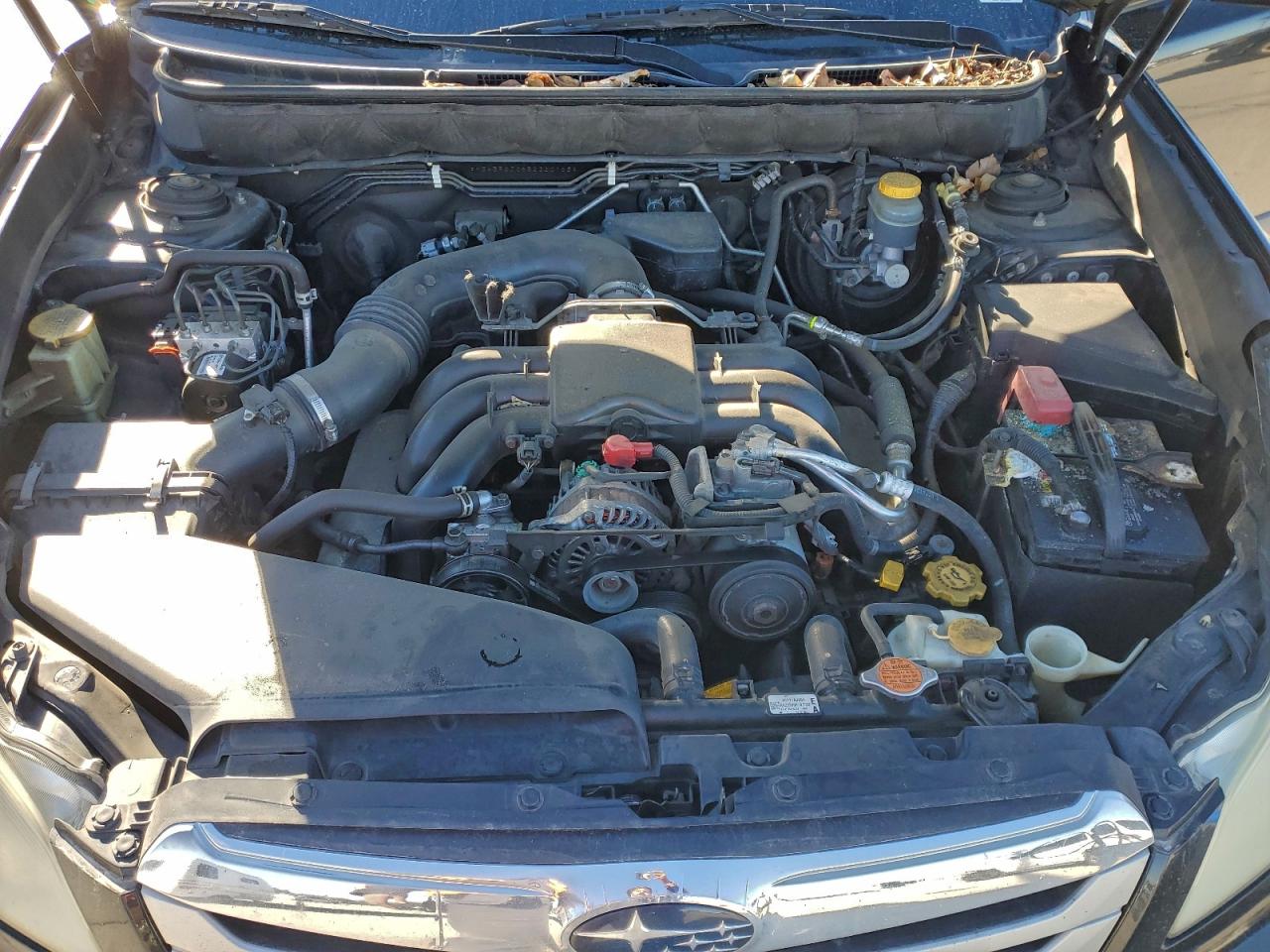 2011 SUBARU OUTBACK 3.6R LIMITED photo 12