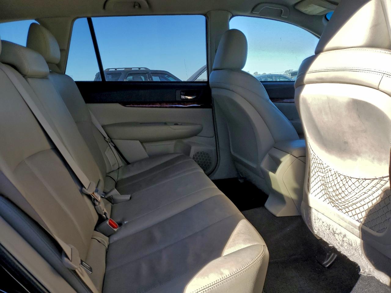 2011 SUBARU OUTBACK 3.6R LIMITED photo 11